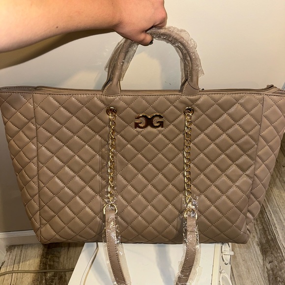 Nude Gilda Paris Large Quilted Travel Tote Bag - Picture 6 of 7